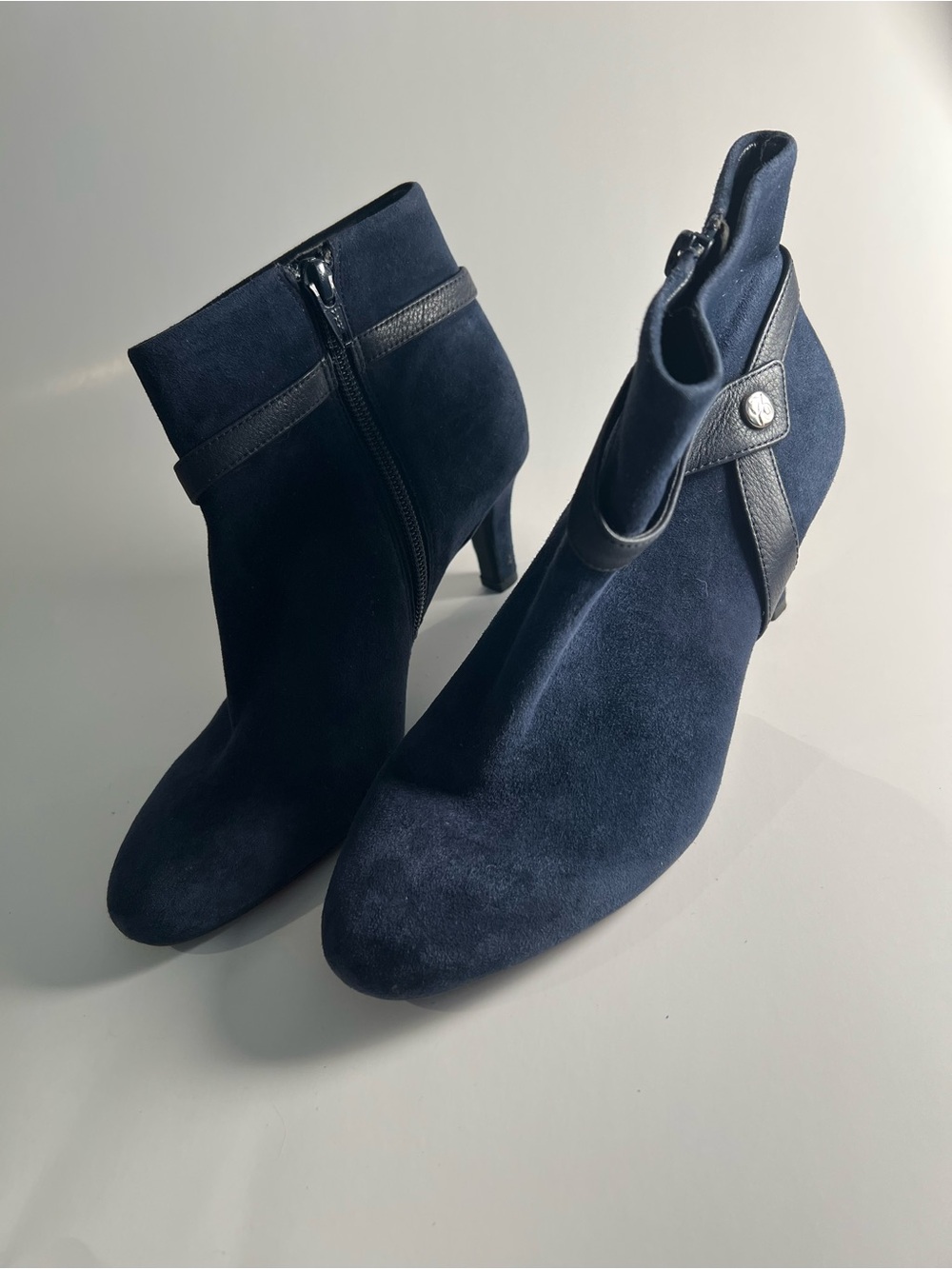 Alex Marie Women’s Blue Suede Ankle Boots with Side Zip Size 6
